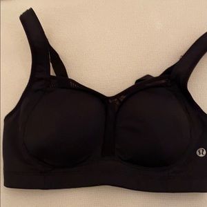Lululemon Tata tamer sports bra